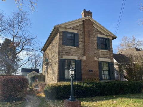 1516 2nd St, Peru, IL 61354 photo 1