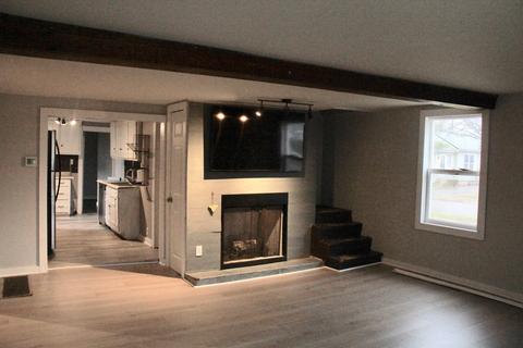 827 Pine St, Ottawa, IL 61350 photo 3
