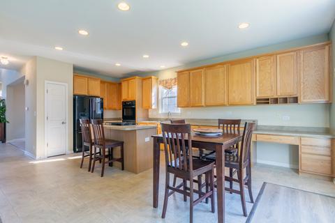 3040 Bridgeham St, Elgin, IL 60124 photo 10