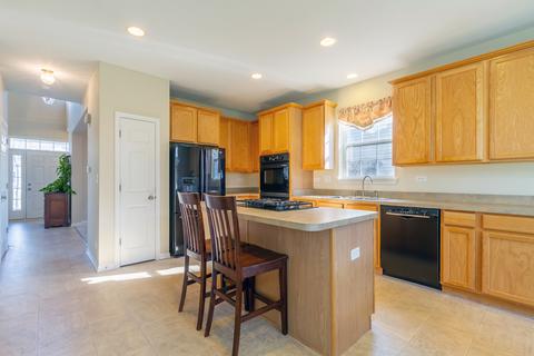 3040 Bridgeham St, Elgin, IL 60124 photo 8