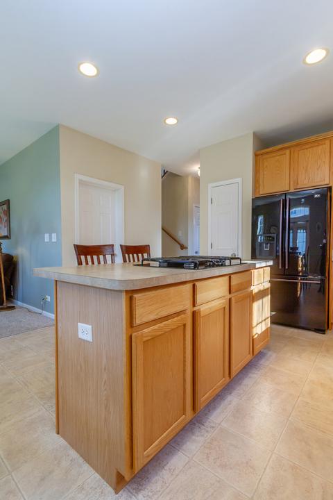 3040 Bridgeham St, Elgin, IL 60124 photo 9