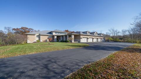 11017 Tina Lynn Ct, Roscoe, IL 61073
