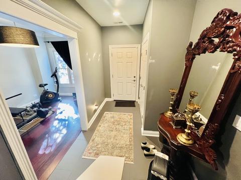 131 Dawson Dr, Elgin, IL 60120 photo 7