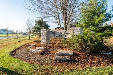 4 Trail Ridge Drive, Saint Charles, IL 60175