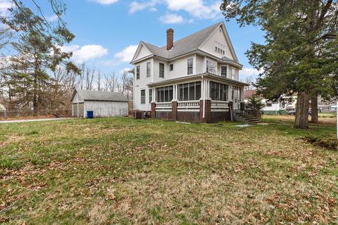 506 E Cherry St, Watseka, IL 60970