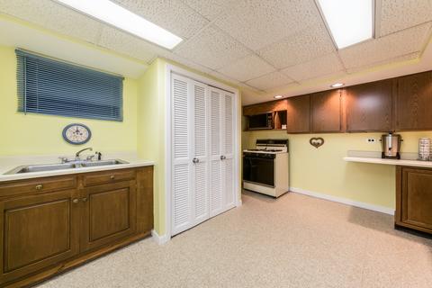 1744 E Corktree Ln, Mount Prospect, IL 60056 photo 30
