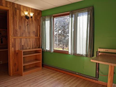 6534 N Scheider Rd, Freeport, IL 61032 photo 9