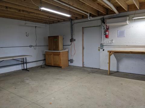 6534 N Scheider Rd, Freeport, IL 61032 photo 18