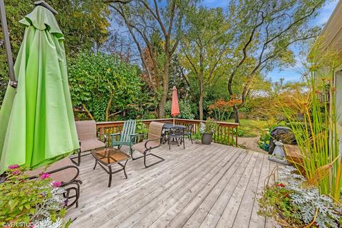 325 Old Post Rd, Northbrook, IL 60062 photo 8
