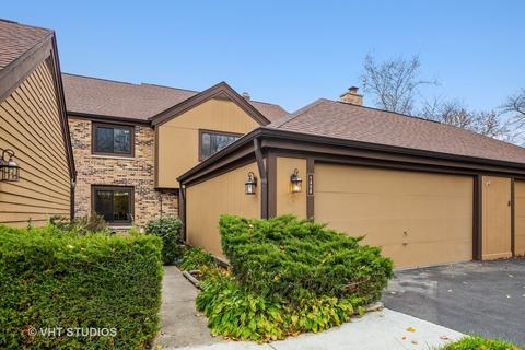 1450 Fairfax Ln, Buffalo Grove, IL 60089