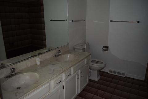3725 Glenview Rd, Glenview, IL 60025 photo 25