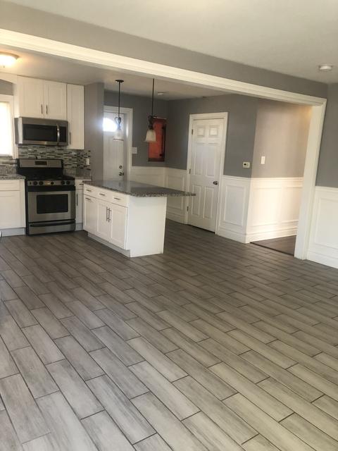 735 E 155th Pl, Phoenix, IL 60426 photo 3
