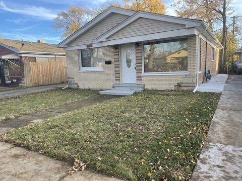 735 E 155th Pl, Phoenix, IL 60426 photo 1