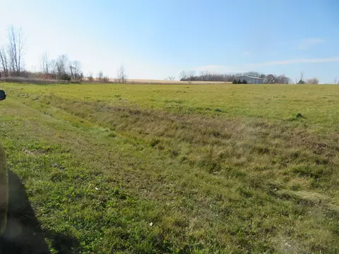 18207 Loretta Dr, Marengo, IL 60152