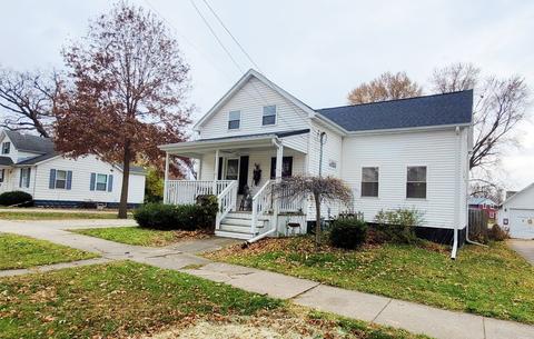 205 W Park St, Morrison, IL 61270 photo 2