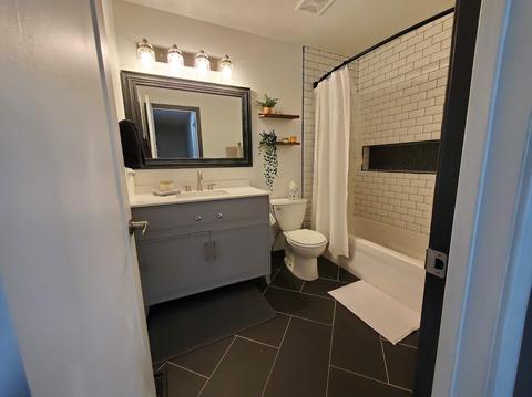 302 S Western Ave, Bartlett, IL 60103 photo 20