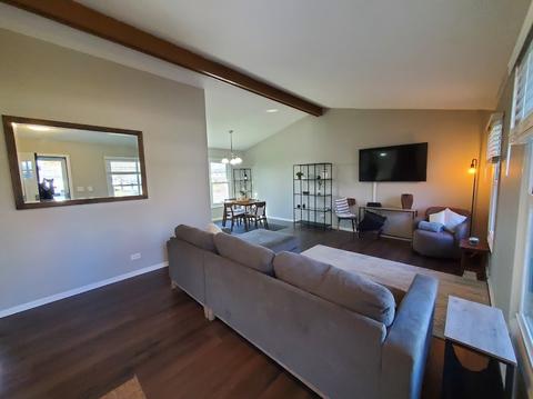 302 S Western Ave, Bartlett, IL 60103 photo 4