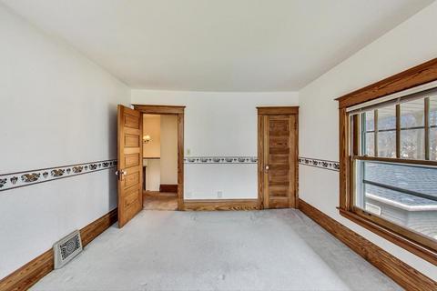 1039 Prospect St, Elgin, IL 60120 photo 25
