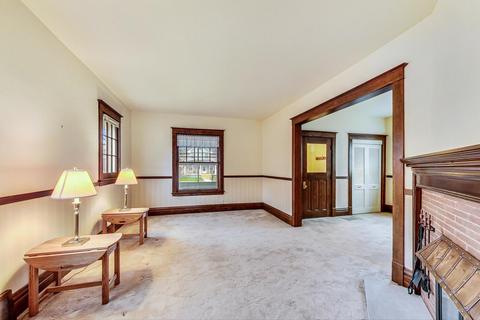 1039 Prospect St, Elgin, IL 60120 photo 11