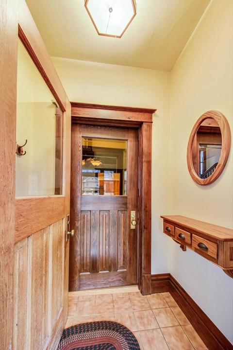 1039 Prospect St, Elgin, IL 60120 photo 6