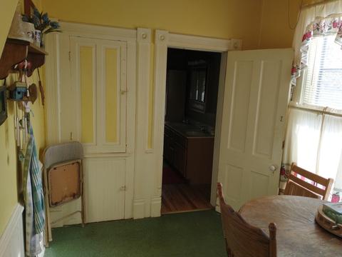 304 E North St, Colfax, IL 61728 photo 6
