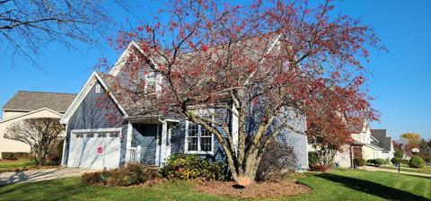 1307 Old Timber Ln, Hoffman Estates, IL 60192 photo 2