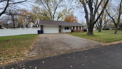 511 E Juniper Ln, Bradley, IL 60915 photo 2