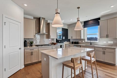 600 N Highlander Way, Addison, IL 60101 photo 9