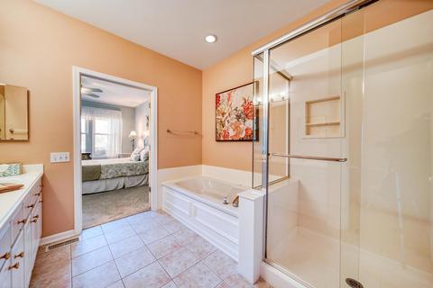8 Twickenham Ct, Algonquin, IL 60102 photo 11