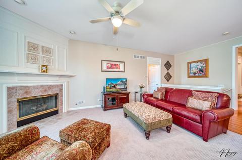 8 Twickenham Ct, Algonquin, IL 60102 photo 3