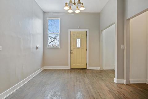 1122 E 44th St, Chicago, IL 60653 photo 9