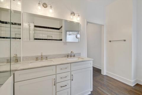 1122 E 44th St, Chicago, IL 60653 photo 14