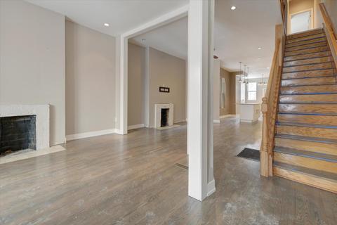 1122 E 44th St, Chicago, IL 60653 photo 3