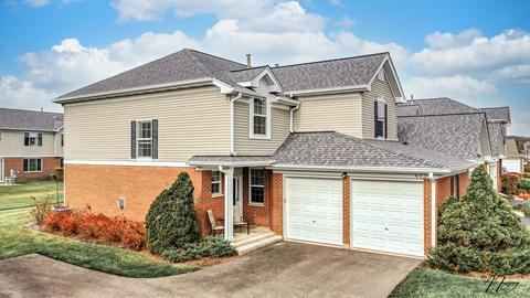 413 Legend Ln, Mchenry, IL 60050 photo 1