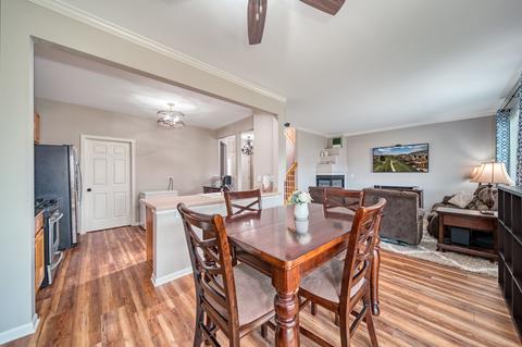 413 Legend Ln, Mchenry, IL 60050 photo 9