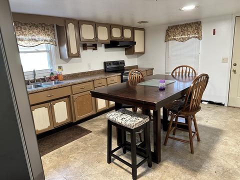 1302 E 16th St, Sterling, IL 61081 photo 6