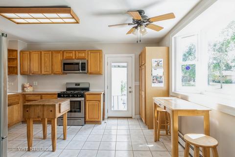 3915 Clearbrook Ave, Mchenry, IL 60050 photo 6