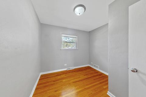 25 E Thorndale Ave, Roselle, IL 60172 photo 10