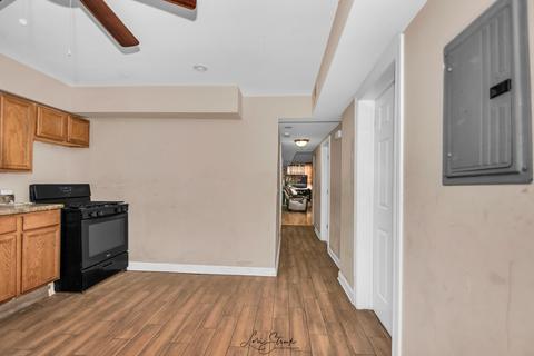 1563 E 93rd St, Chicago, IL 60619 photo 11