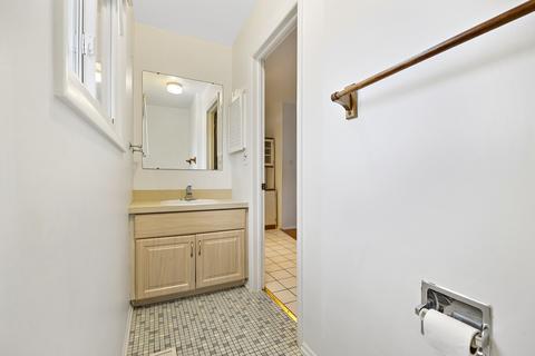 1617 Castbourne Ct, Wheaton, IL 60187 photo 16
