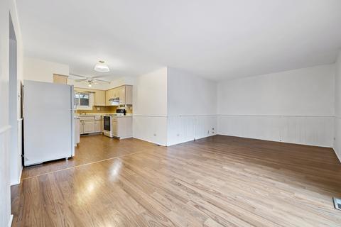 1617 Castbourne Ct, Wheaton, IL 60187 photo 3