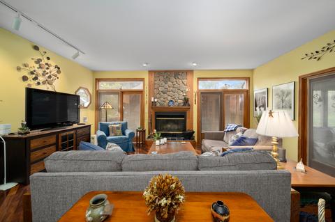 3131 Chellington Dr, Johnsburg, IL 60051 photo 12