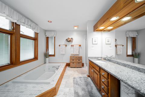 3131 Chellington Dr, Johnsburg, IL 60051 photo 21