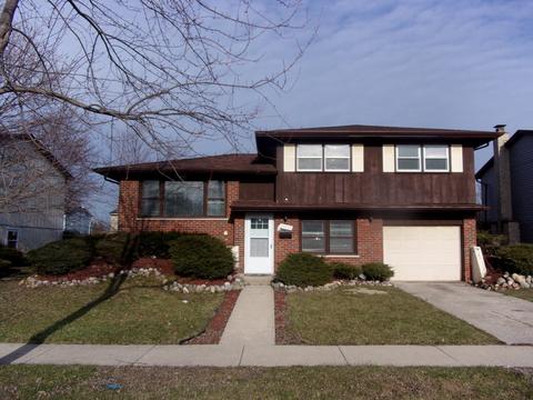 20055 S Crescent Dr, Lynwood, IL 60411