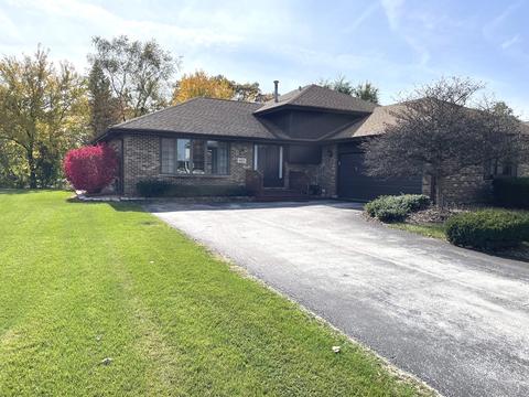 6801 Westview Dr, Oak Forest, IL 60452 photo 1