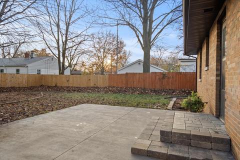 1019 W Hovey Ave, Normal, IL 61761 photo 32