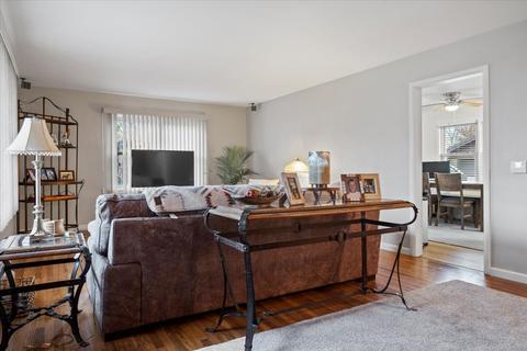 1019 W Hovey Ave, Normal, IL 61761 photo 6