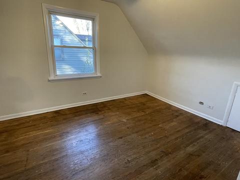478 Sunset Dr, Elgin, IL 60123 photo 9