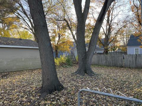 478 Sunset Dr, Elgin, IL 60123 photo 12