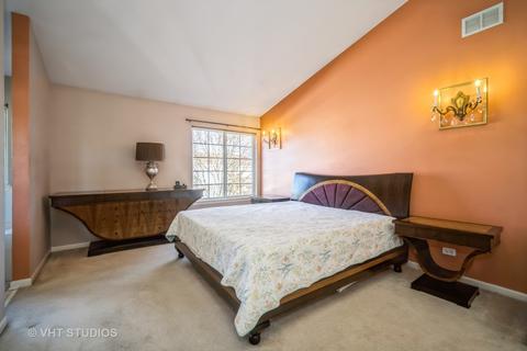160 Willow Rd, Wheeling, IL 60090 photo 13
